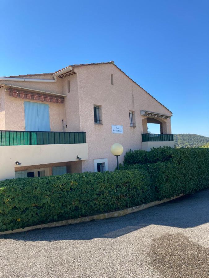 T2 Classe 2* Calme Au Coeur Du Village Provencale Gréoux-les-Bains Εξωτερικό φωτογραφία