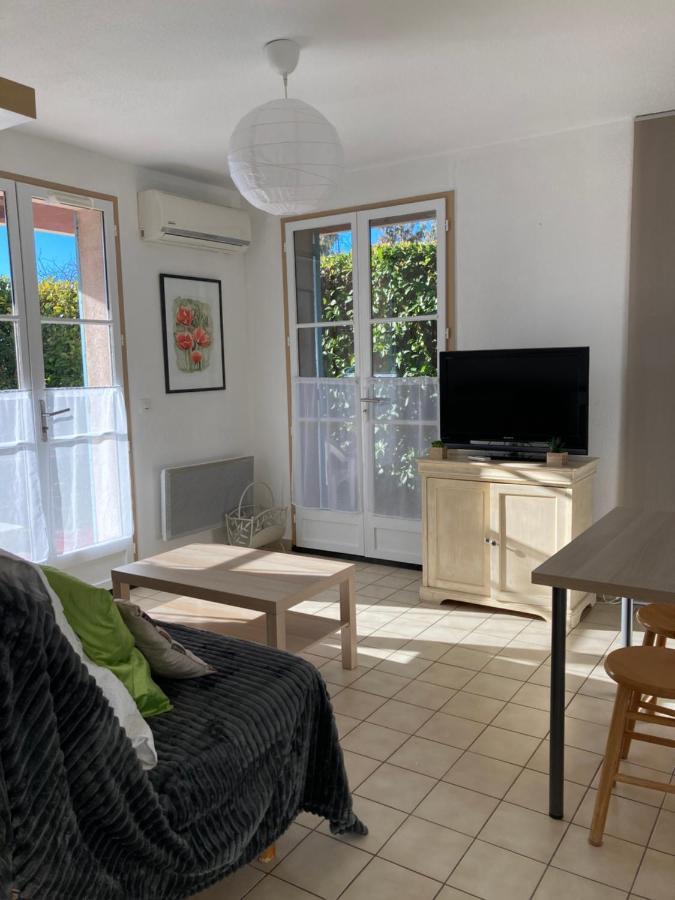 T2 Classe 2* Calme Au Coeur Du Village Provencale Gréoux-les-Bains Εξωτερικό φωτογραφία